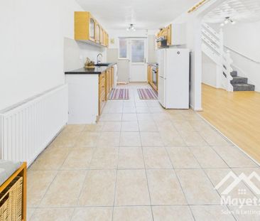 2 bedroom terraced house to rent - Photo 2