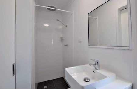 DREAMY ON DULVERTON - Fully Renovated 3x2 - Photo 3