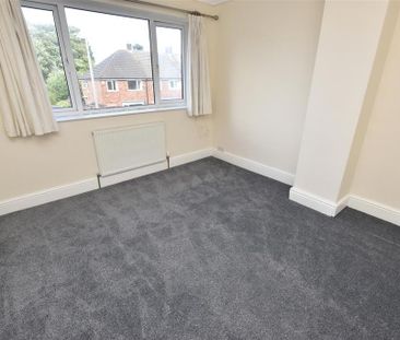 2 bedroom semi-detached house to rent - Photo 2