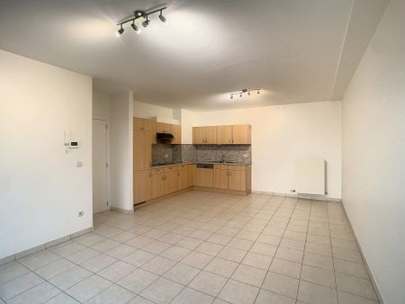 Appartement te huur - Foto 2