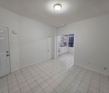 For Lease - 1075 Dufferin Street, Toronto, Ontario - Photo 4