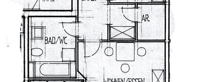 Schöne DG-Wohnung mit attraktivem Laminat und Aufzug - Foto 1