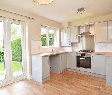 2 bedroom semi-detached house to rent - Photo 5
