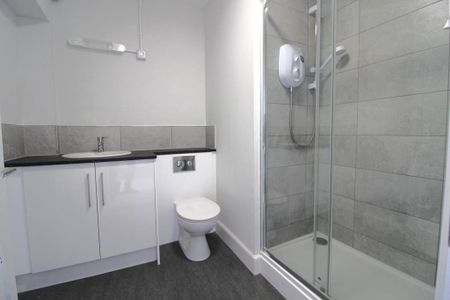 2 bedroom flat to rent - Photo 5