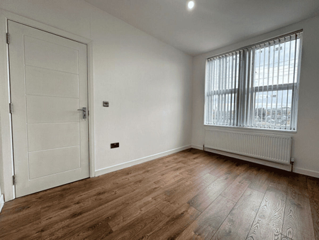 Hartley Avenue, Leeds, LS6 - Photo 4