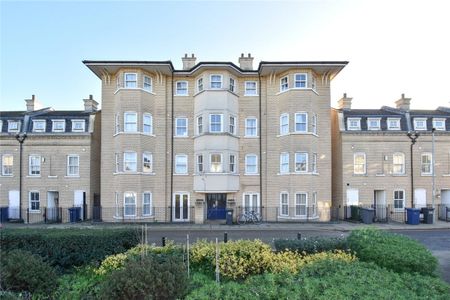 Well presented second floor 1 bedroom apartment situated at this popular development within walking distance of the City centre. Underground allocated parking. Phone entry system. Bike store. Unfurnished. - Photo 5