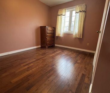 For Lease - 1516 Stoneybrook Trail, Oakville, Ontario - Photo 2