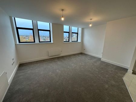 Linden House, Colne - Photo 4