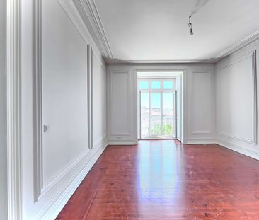 2 bedroom apartment for rent without furniture in Lisbon - Foto 6