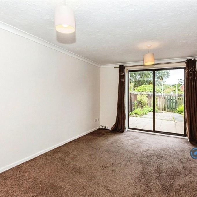 2 bedroom terraced house to rent - Photo 1