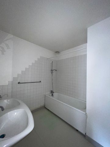 Location Appartement 4 pièces 117m² - Photo 5