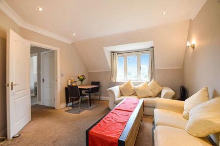 Summer Close, Byfleet, West Byfleet, Surrey, KT14 - Photo 4