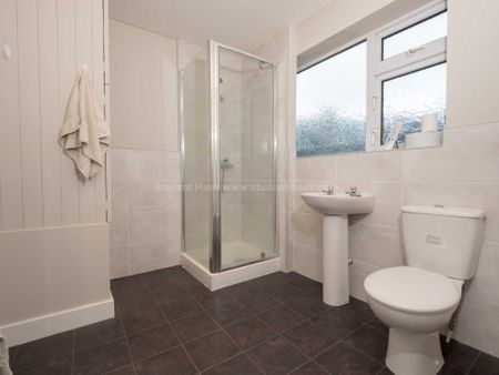 Romney Street, Salford - Photo 2