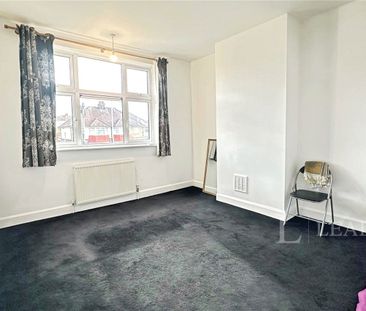 3 bedroom house to rent Crawley Green Road, Luton, Bedfordshire, LU2 - Photo 6