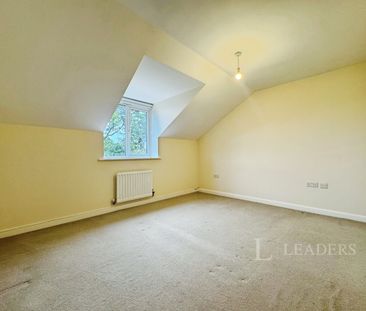 4 bedroom terraced to rent Willowcroft Way, Norwich, NR4 - Photo 3