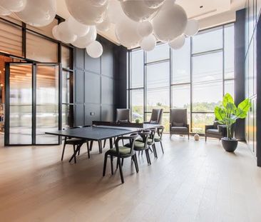 For Lease - 3220 William Coltson Avenue Unit# 1403, Oakville, Ontario - Photo 2