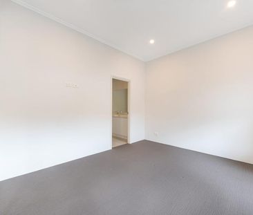 8C Falkirk Avenue - Photo 3