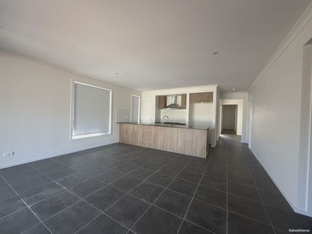 Brand New 4-Bedroom Family Home - Photo 4
