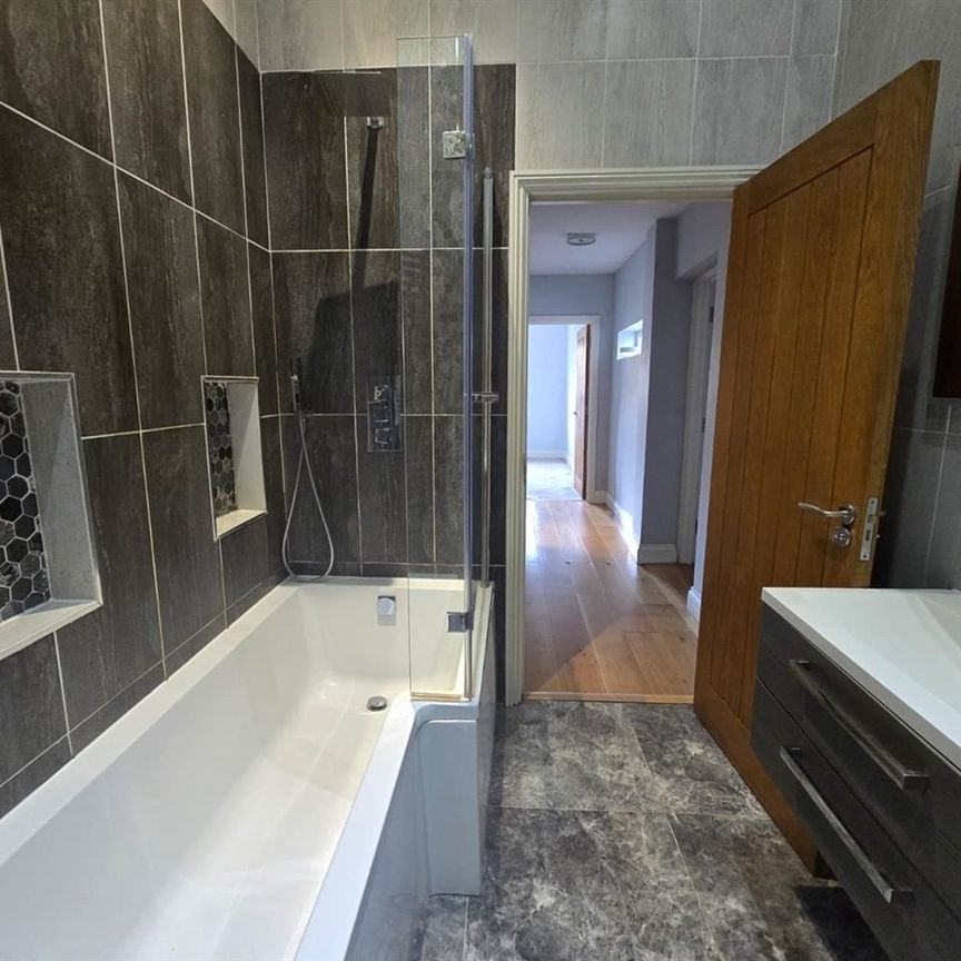 3 Bed Flat, Vancouver Road, SE23 - Photo 1