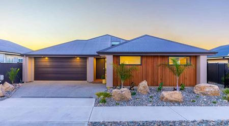 Berryfields, 3 bedrooms - Photo 2