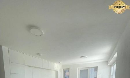 PRENÁJOM - 2-izbový moderný byt s garážou - Kmeťová, Nitra - Fotografia 5