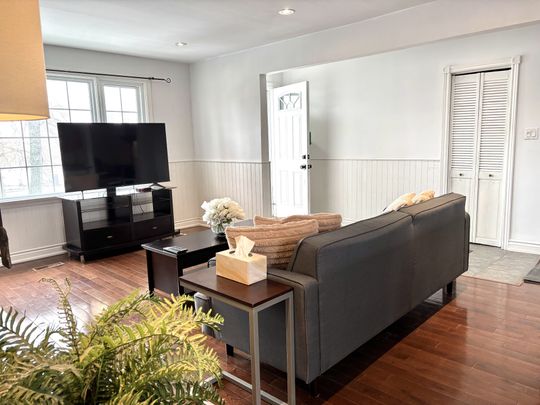 For Lease - 2958 KING Street, Caledon, Ontario - Photo 1