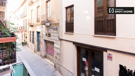 granada, Andalusia 18002 - Photo 5