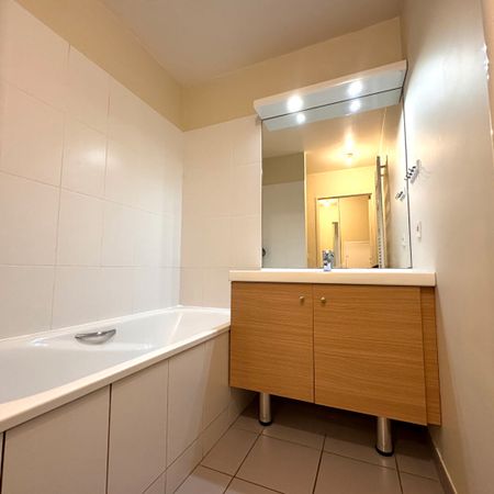 Location Appartement 2 pièces 33m² - Photo 4