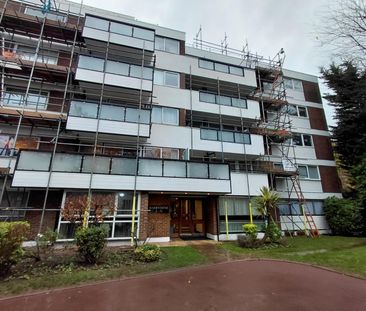 Barrydene, Oakleigh Road North, Whetstone, Barnet N20, London - Photo 3