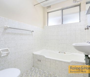 Cozy & Convenient Living in the Heart of Belmore - Photo 5