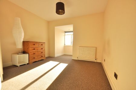 Cumberland Park, London, W3 6SY - Photo 4