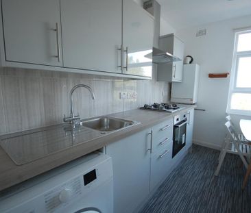 1 bedroom flat to rent - Photo 6