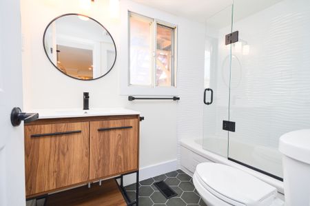 For Lease - 107 Nairn Avenue Unit# Main, Toronto, Ontario - Photo 5