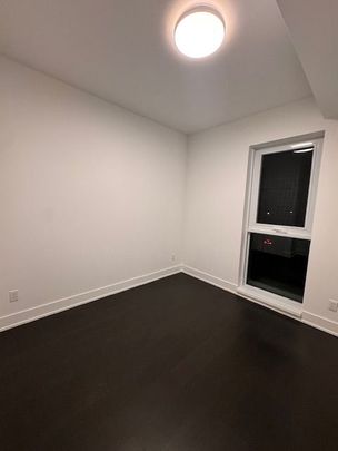 For Lease - 8 Manor Road Unit# 409, Toronto, Ontario - Photo 1