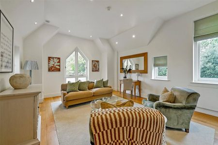 4 bedroom equestrian property to rent - Photo 5