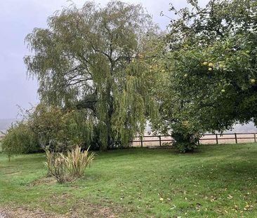 Ellisfield, Hampshire, RG25 - Photo 2