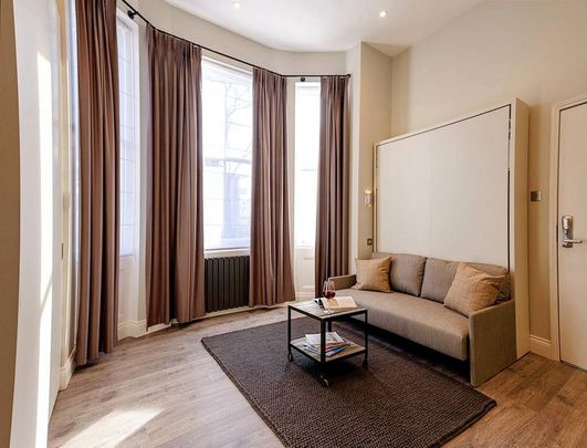 Studio to rent - Photo 1