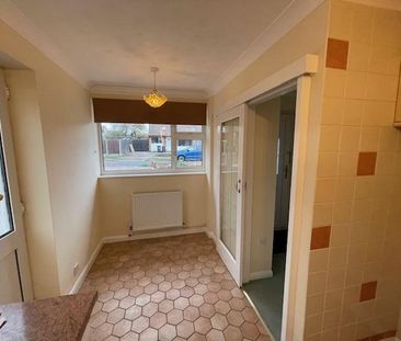 2 bedroom bungalow to rent - Photo 6