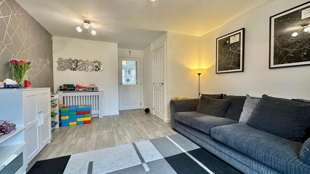 2 bedroom terraced house to rent - Photo 1