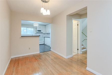 For Lease - 5479 Schueller Crescent, Burlington, Ontario - Photo 5