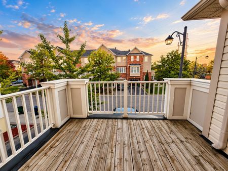 For Lease - 10 Snowgoose Terrace, Toronto, Ontario - Photo 2