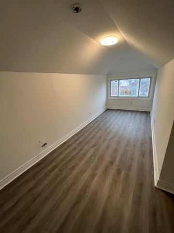 For Lease - 5051 Huron Street, Niagara Falls, Ontario - Photo 5