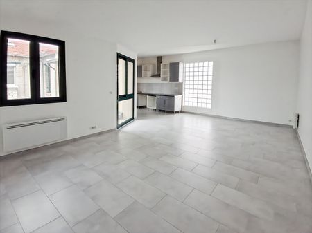 Location appartement 4 pièces, 84.00m², Suresnes - Photo 5