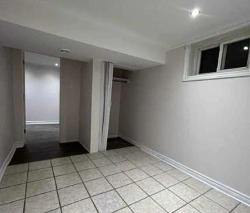 18 Finsbury Drive #(Bsmt) - Photo 6