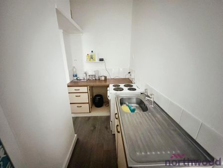 1 bedroom flat to rent - Photo 3