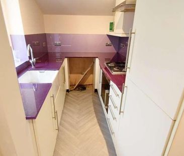 Bury Road, Tottington, BL8 - Photo 3