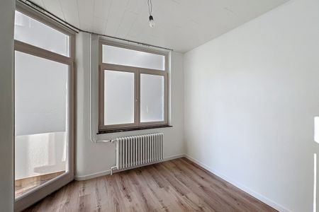 À deux pas du Parvis Saint-Pierre et du Parc de Wolvendael – Bel appartement 2 chambres de 74 m² - Photo 4