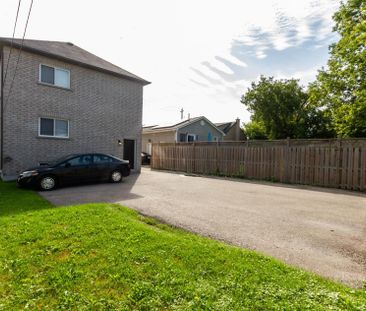 For Lease - 556 Park Road Unit# 2, Oshawa, Ontario - Photo 5