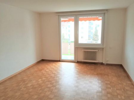 3-Zimmer-Wohnung mit Balkon und tollem Bad in Gossau! - Photo 2