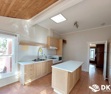 Great Family Home in Footscray - Photo 1